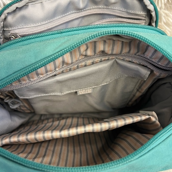 PacSafe Crossbody City Safe LS150 Series Turquoise Navy Adjustable Strap Preown - Picture 7 of 14
